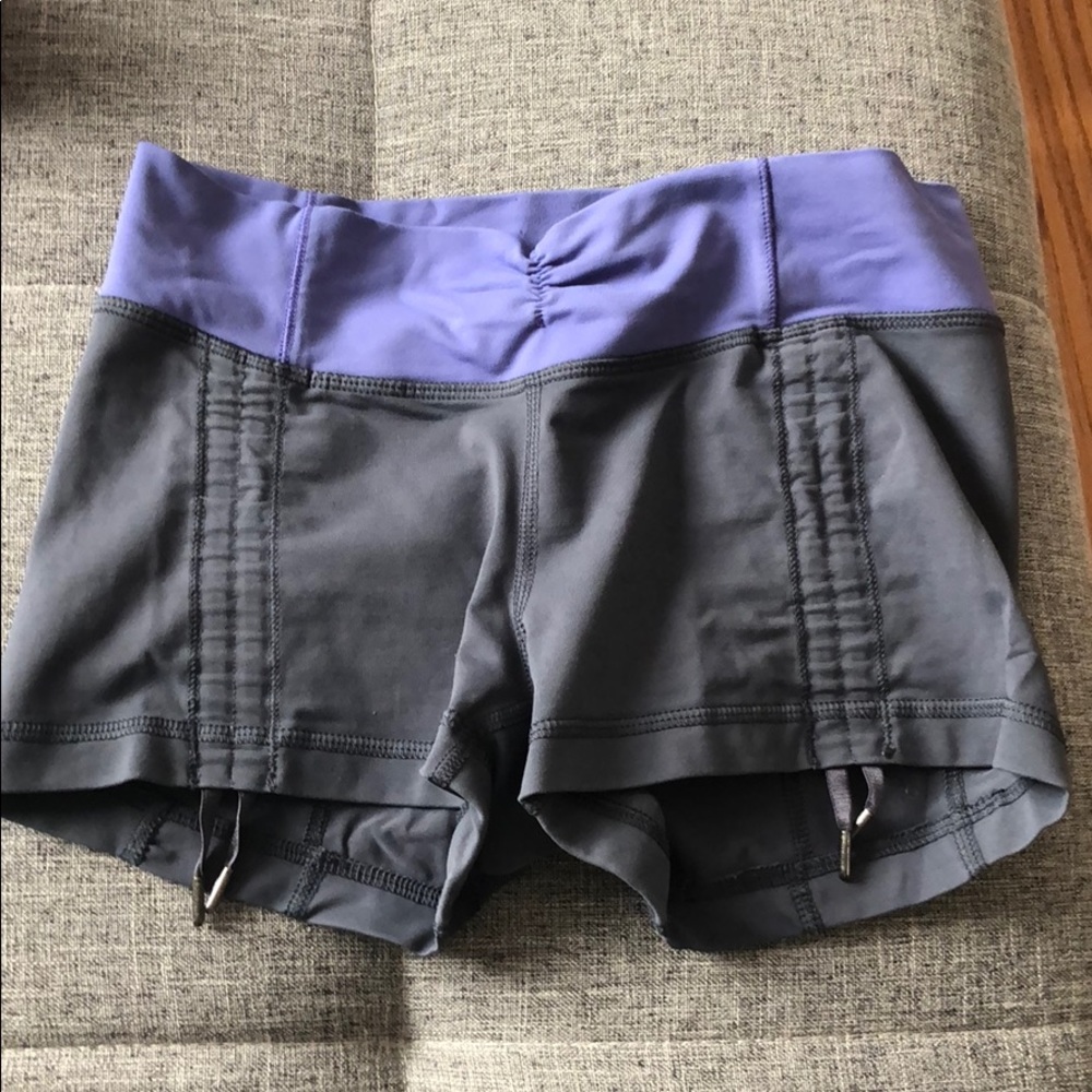 Lululemon short